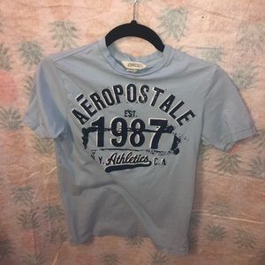 Blue t shirt light warn